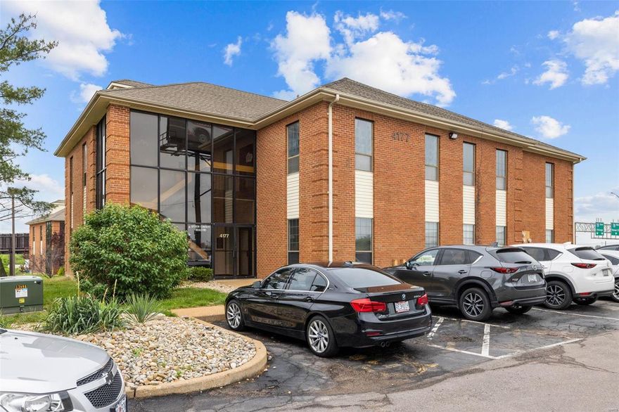 PRICE ADJUSTMENT - NEW ROOF 2023! This 4 Building Complex is a much sought after location in St Louis, Missouri. With over 21,800 sf of rental space and 90% occupancy an investor cannot go wrong owning this property. Plenty of parking and easy access from I-55 in the hub of St Louis. Across from a major shopping center with great visibility for any tenants business to be exposed to plenty of traffic.

Great Location With Interstate Visibility - 90% Occupied - Great Cap Rates

Please complete the non-disclosure agreement to view financials. All offers must be accompanied by proof of funds. Location: City