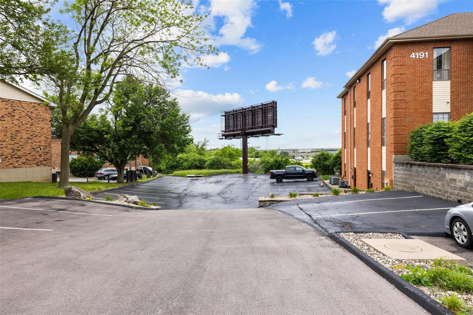 South Port Office Park - Commercial Sale