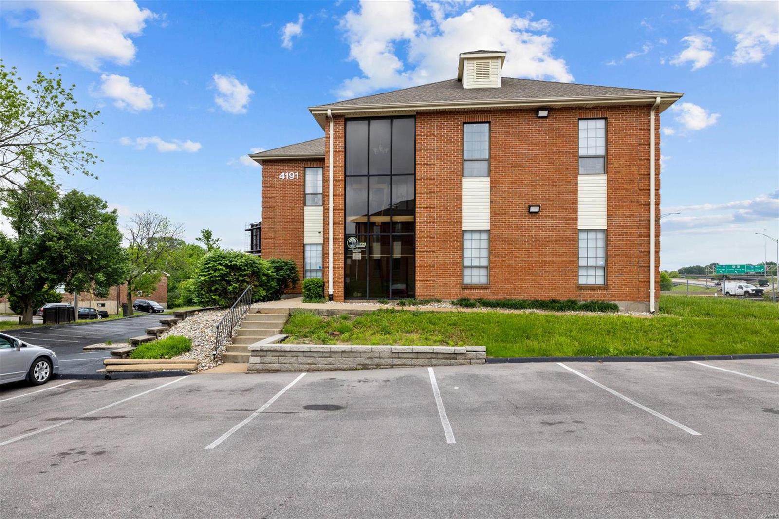 South Port Office Park - Commercial Sale