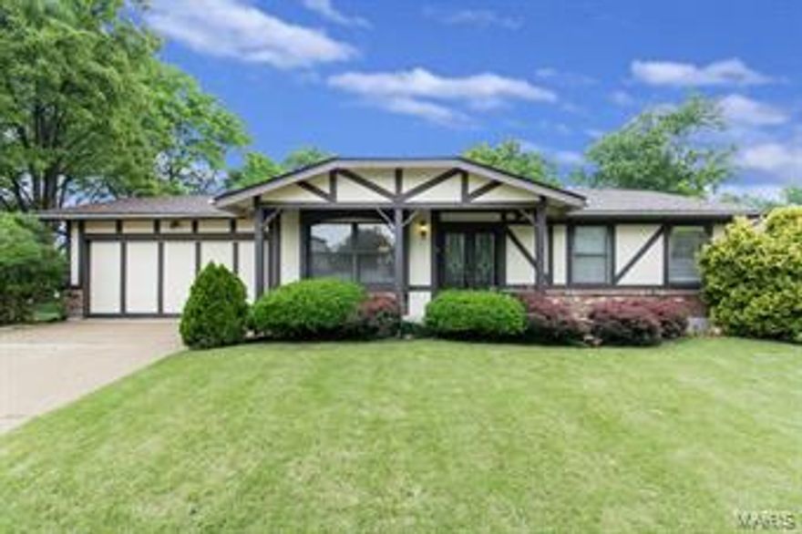 3+ bedroom, 3+ Bath ranch in Fox Lake subdivision. You'll LOVE the wide open feel this home. Enjoy the spacious & open floor plan with large entry, living & dining area. This area pours into the family room that boasts beautiful wood flooring & fireplace that rolls into the open eat in kitchen. This room also lets the sunshine in through the sliding patio doors which lead you to a generous patio area & private back yard. Enjoy the 3 light filled bedrooms all on the main level including a Master that features its own private bath & walkin closet.  

Downstairs offers yet another family room, large bar & another fireplace! ALSO featuring 2 additional sleeping areas, both boasting walk in closets & full bath! The yard is lined with mature bushes that gives you some privacy & a lovely patio.

This well maintained home includes updated baths & a 50 YR ROOF that has a transferable warranty

The 2 car garage & 4 car driveway offer plenty of parking for your truck on moving day!