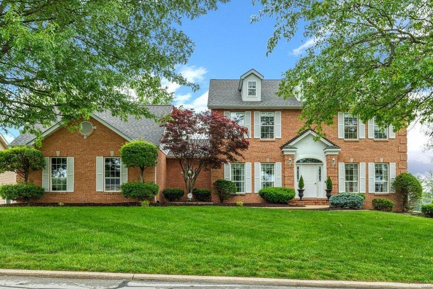 Classic-styled brick 2 Sty on Whitmoor Country Club grounds. Center hall floor plan features well-proportioned rooms with oak hardwoods, extensive millwork & custom built-ins. Impressive hardwood foyer leads to formal living room, elegant dining room with sculpted ceiling and spacious family room with brick fireplace, wet bar & wide bay window that overlooks the 8th hole on the North course. Bright open kitchen with oak cabinetry & 7’ center island with breakfast bar adjoins breakfast room with convenient planning center & atrium door that opens to screened porch. Coffered master bedroom suite with walk-in closet & luxury bath offers an appealing retreat. 3 Generous-sized additional bedrooms & hall full bath complete the 2nd floor living quarters. Situated on a private cul-de-sac lot with patio & 3-car garage. Golf community lifestyle with access to clubhouse, pool, tennis courts & fitness center—all anchored by 2 Karl Litten-designed golf courses.