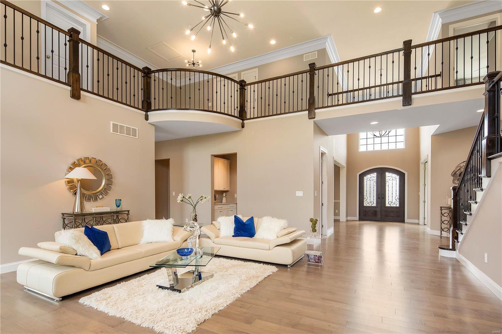 Belle Maison - Residential