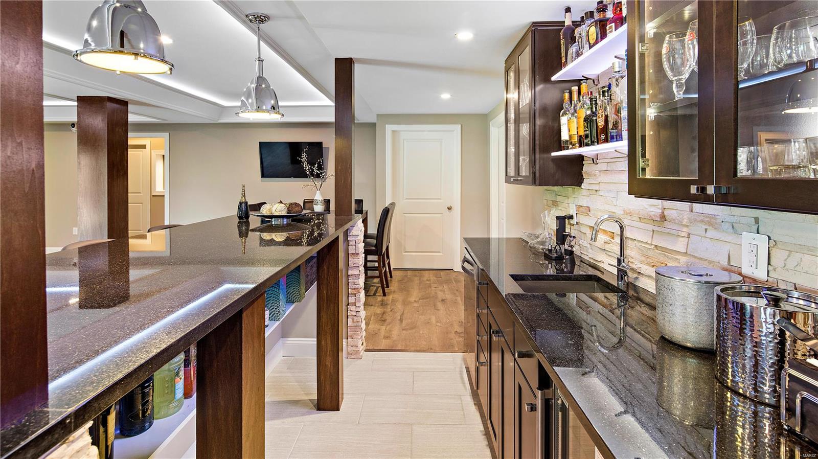 Belle Maison - Residential