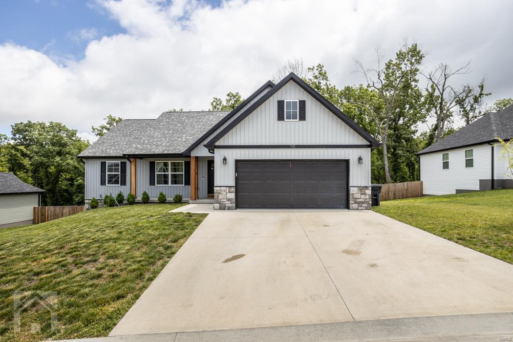 View Waynesville, MO 65583 house