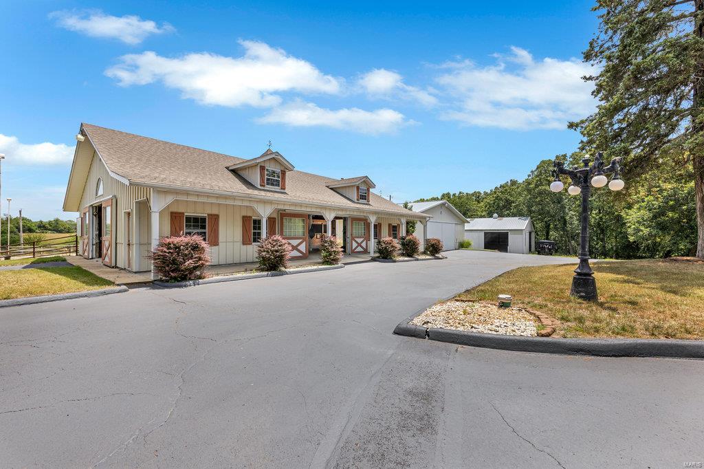 Wind-N-Pine - Residential