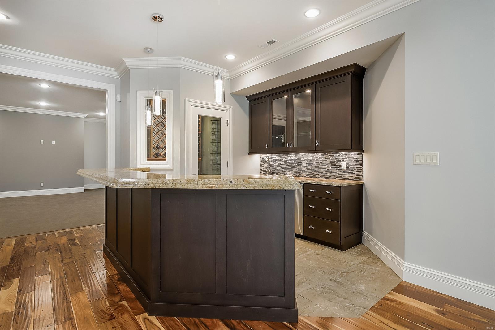 Lynnbrook - Residential