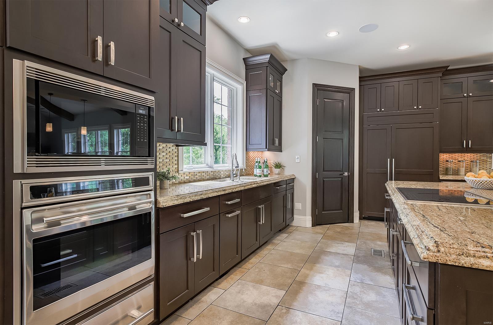 Lynnbrook - Residential