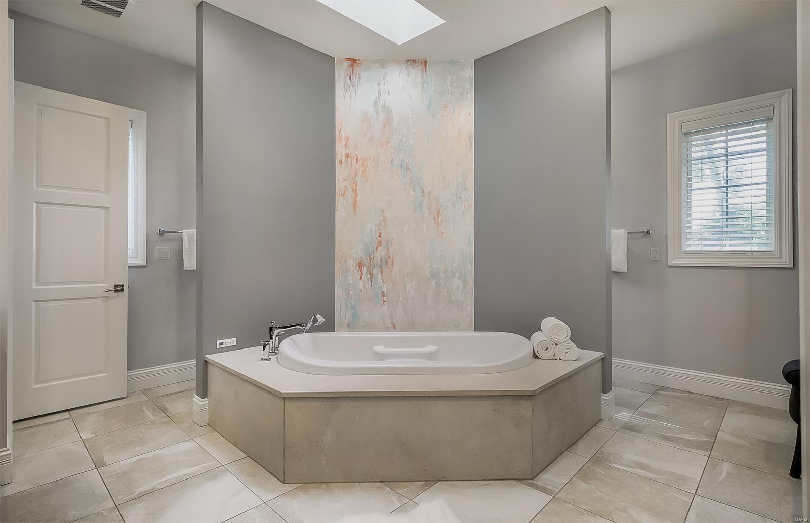 Lynnbrook - Residential