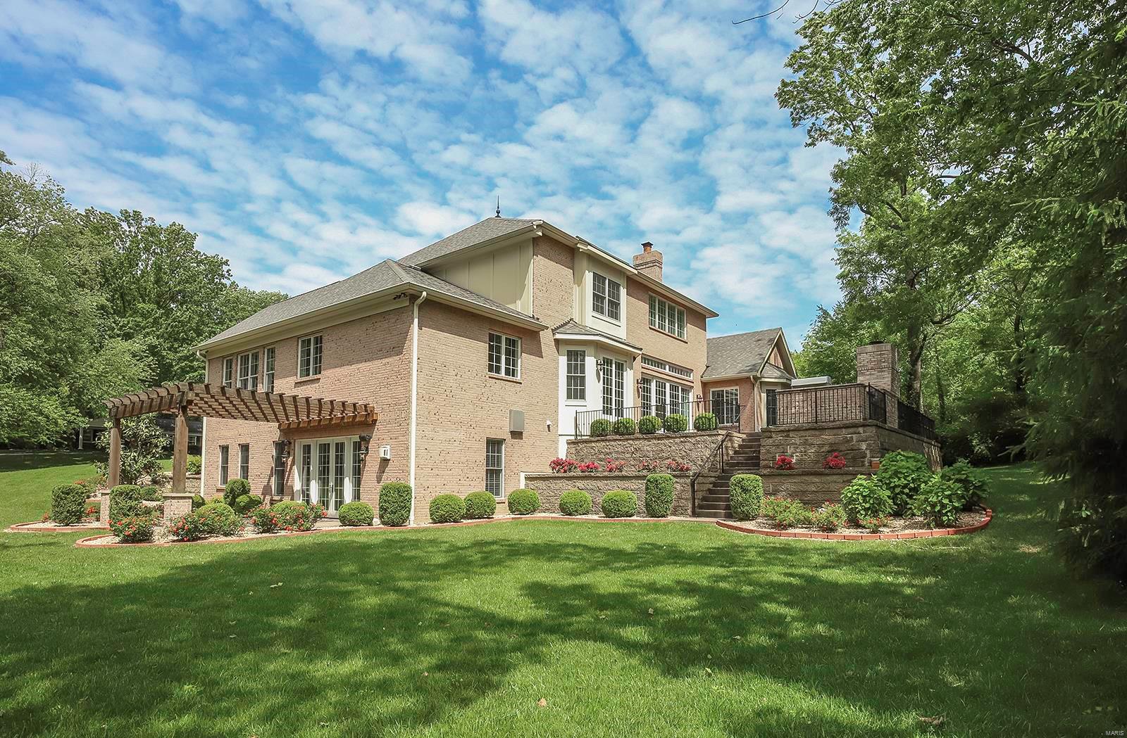 Lynnbrook - Residential