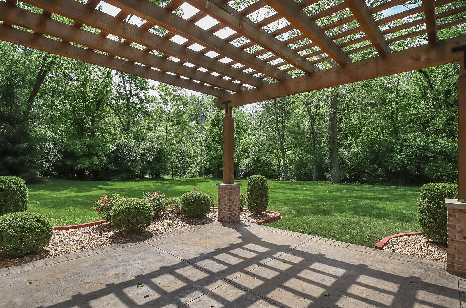 Lynnbrook - Residential