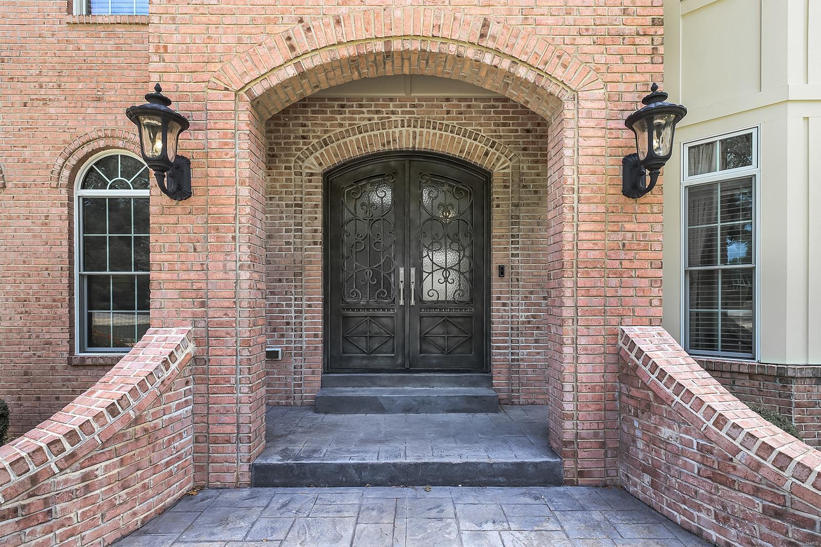 Lynnbrook - Residential