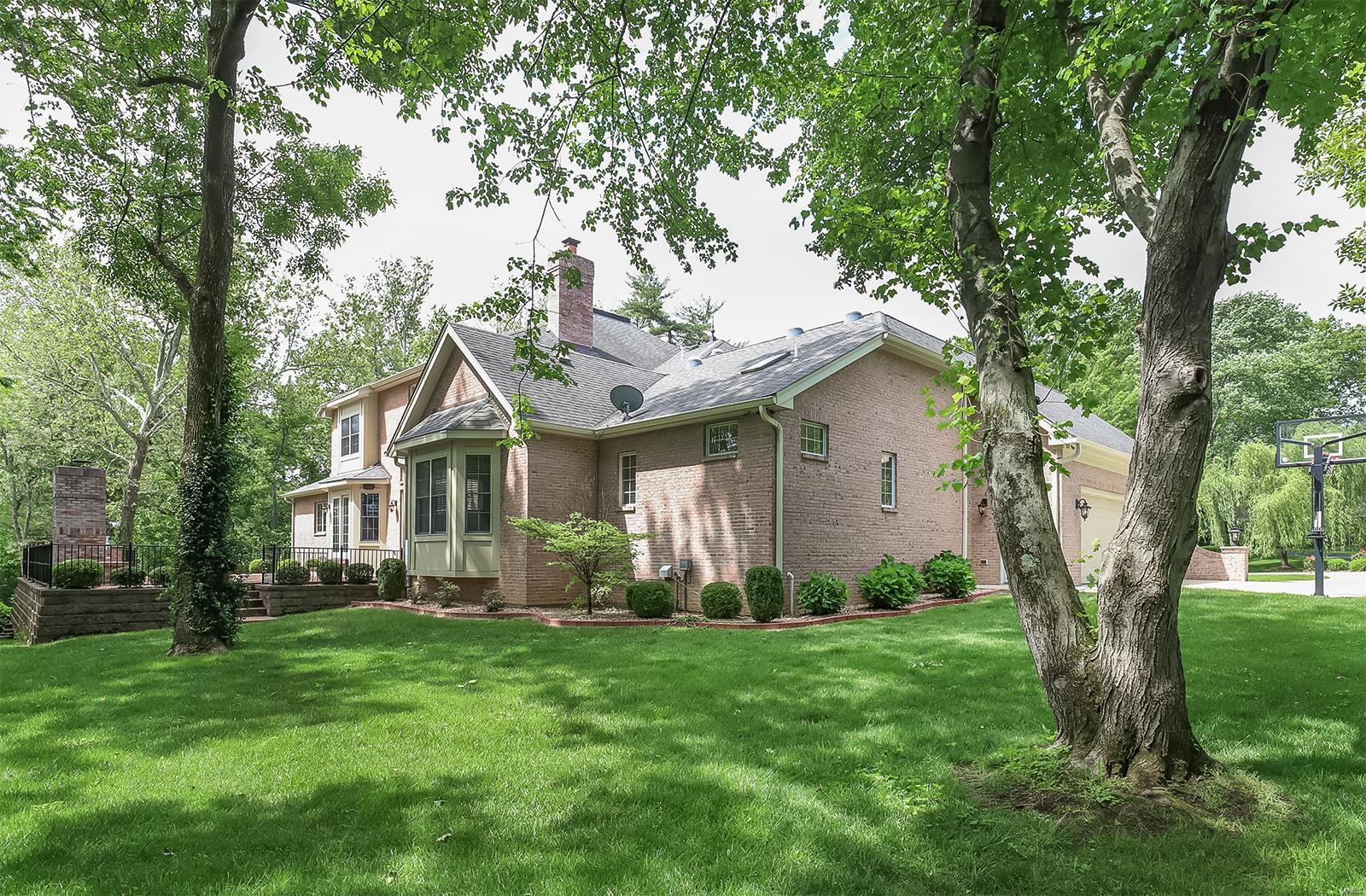 Lynnbrook - Residential