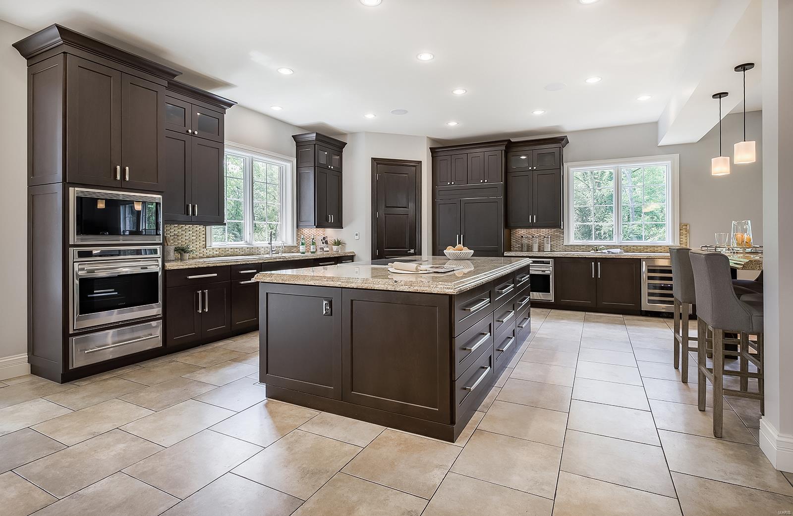 Lynnbrook - Residential