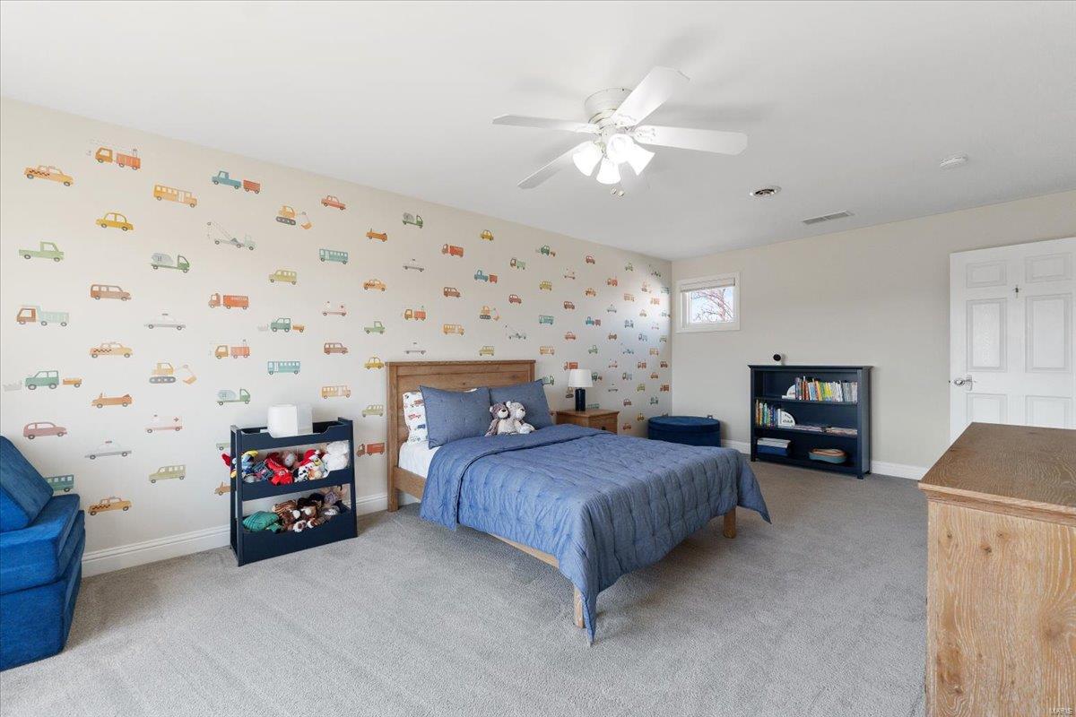 St Louis, Missouri 63144, United States, 5 Bedrooms Bedrooms, ,4 BathroomsBathrooms,Residential,Active,112897