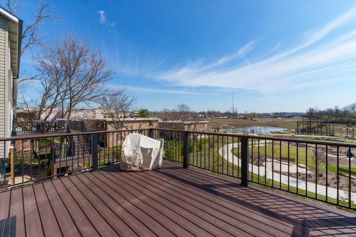 St Louis, Missouri 63144, United States, 5 Bedrooms Bedrooms, ,4 BathroomsBathrooms,Residential,Active,112897