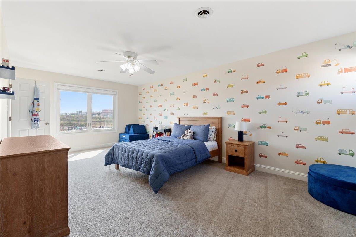 St Louis, Missouri 63144, United States, 5 Bedrooms Bedrooms, ,4 BathroomsBathrooms,Residential,Active,112897