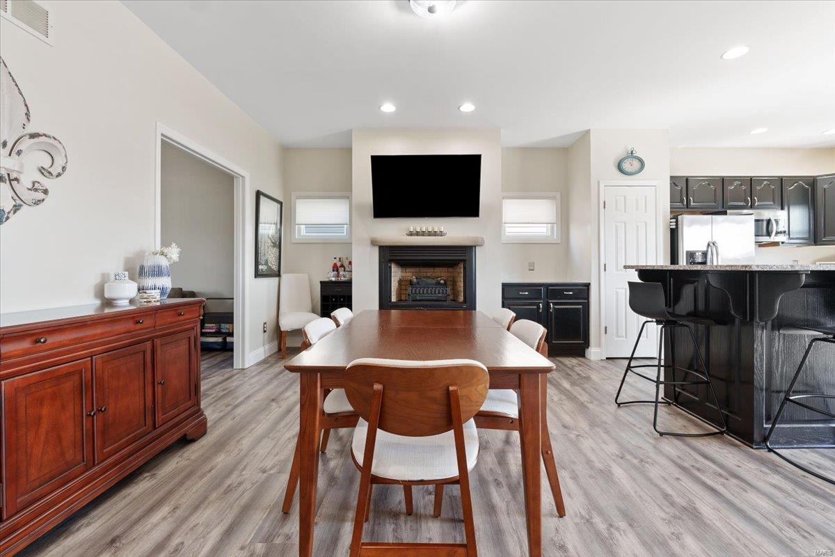 St Louis, Missouri 63144, United States, 5 Bedrooms Bedrooms, ,4 BathroomsBathrooms,Residential,Active,112897