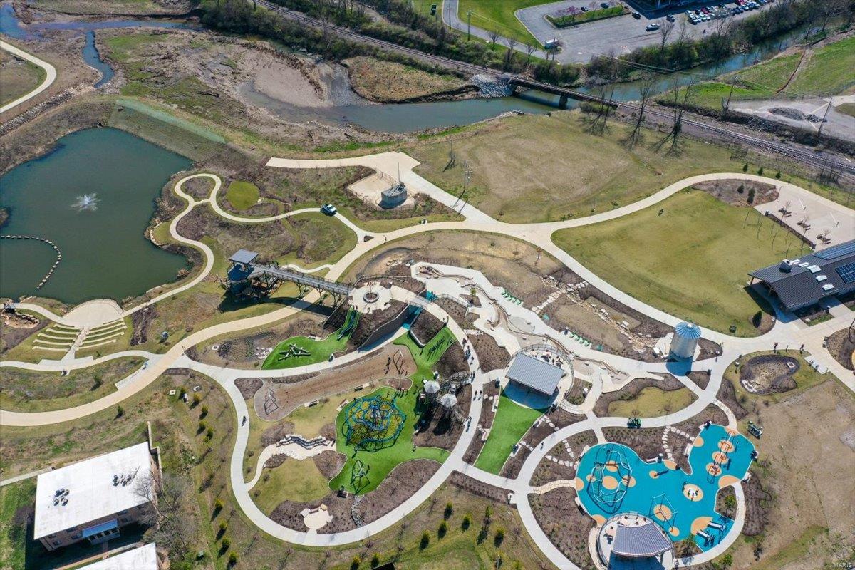 St Louis, Missouri 63144, United States, 5 Bedrooms Bedrooms, ,4 BathroomsBathrooms,Residential,Active,112897