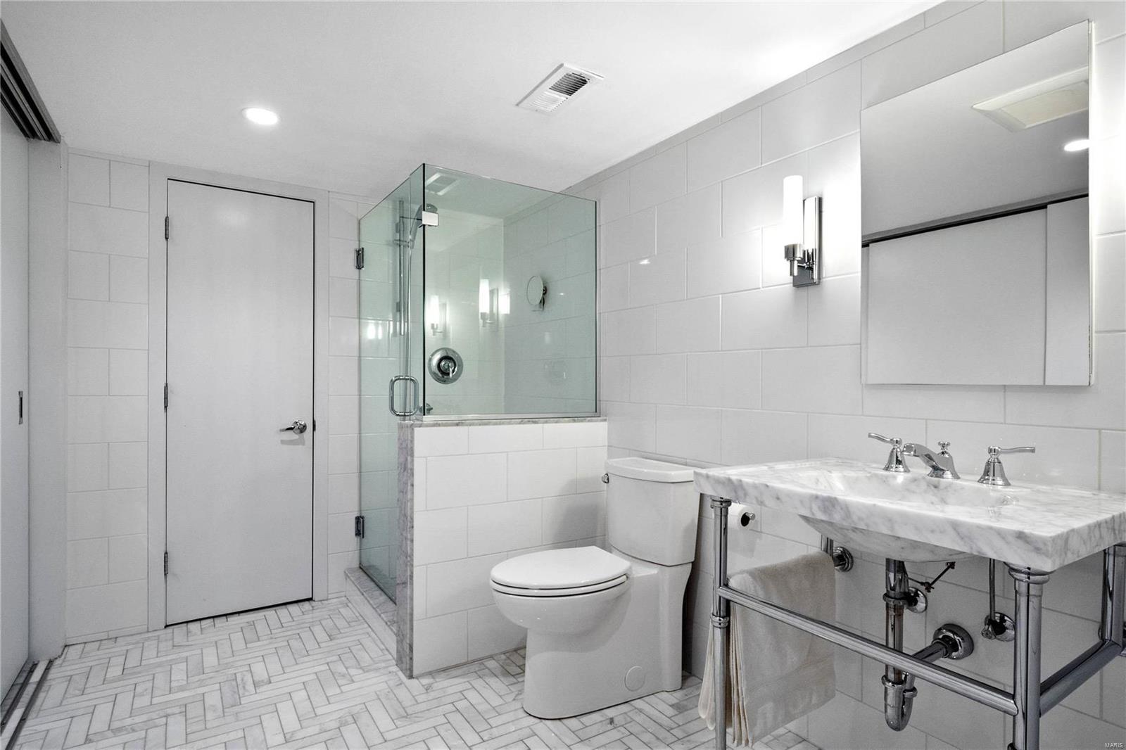 Entland Commons Lt 2 & Sec 3-44-5 - Residential