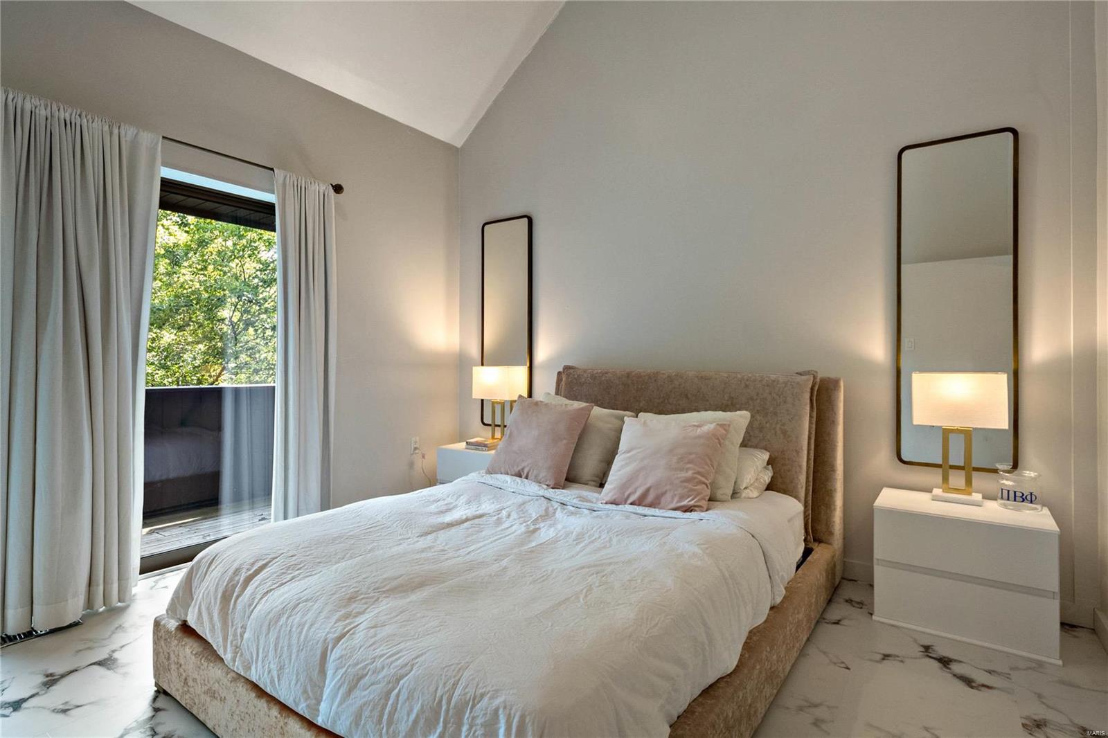 Entland Commons Lt 2 & Sec 3-44-5 - Residential