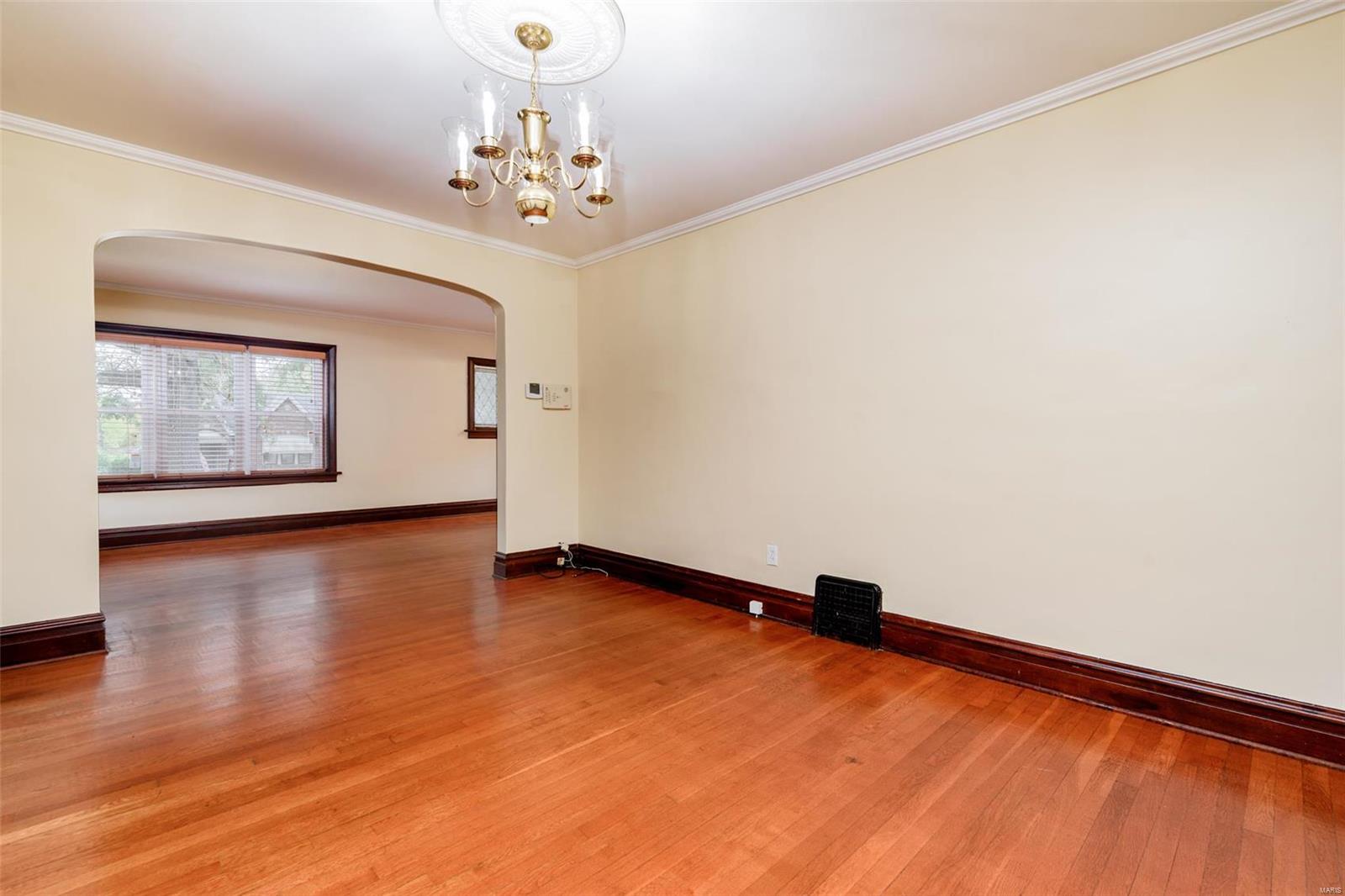 Laughlins Add To Sycamore Hills - Residential