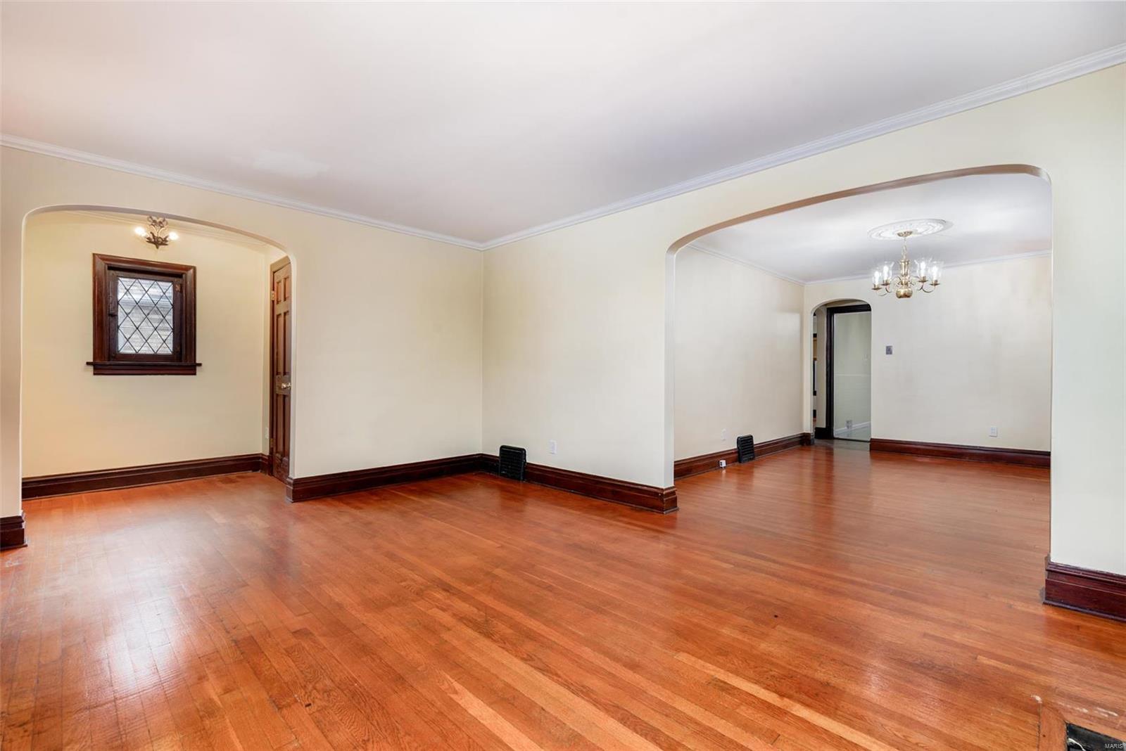 Laughlins Add To Sycamore Hills - Residential