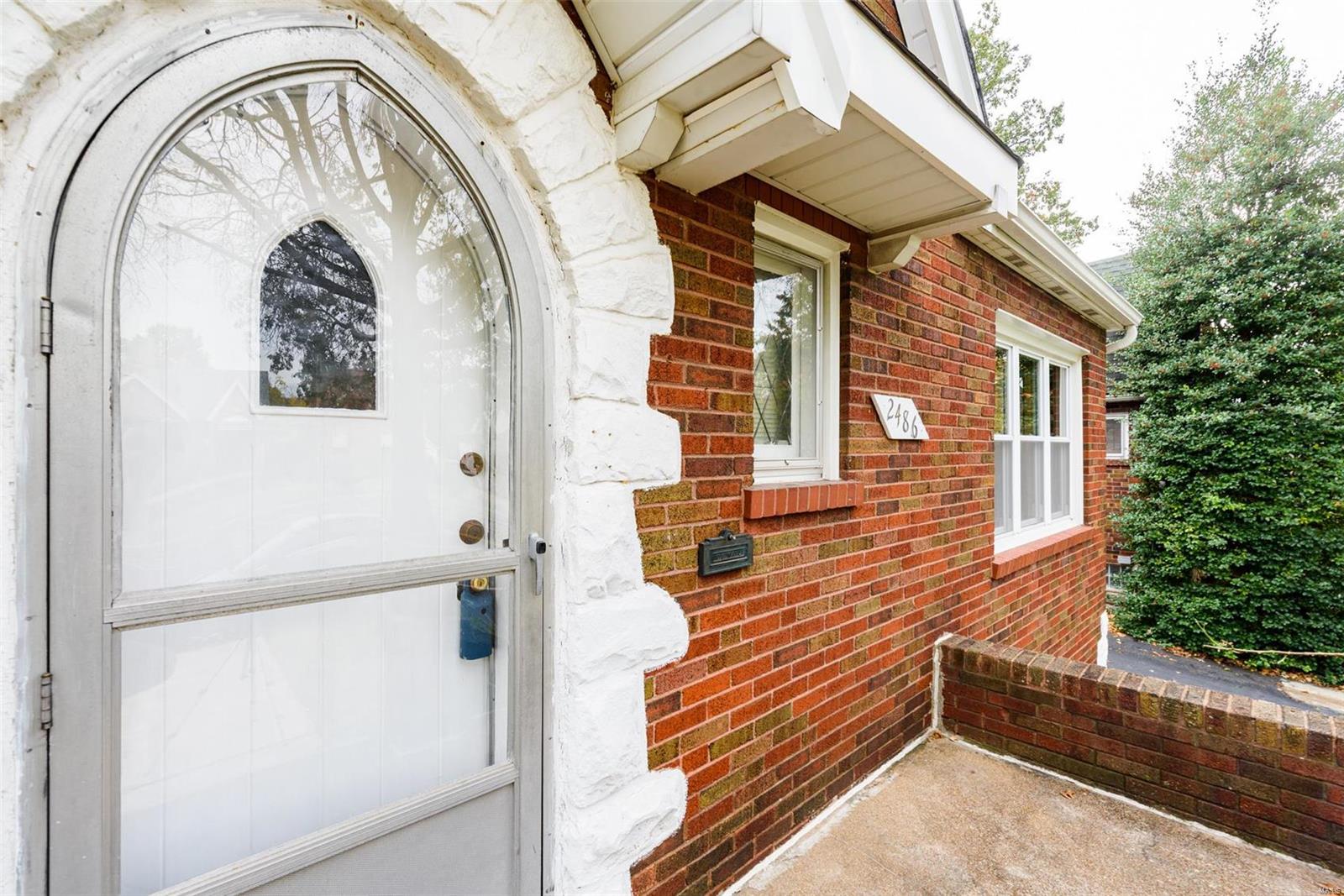 Laughlins Add To Sycamore Hills - Residential