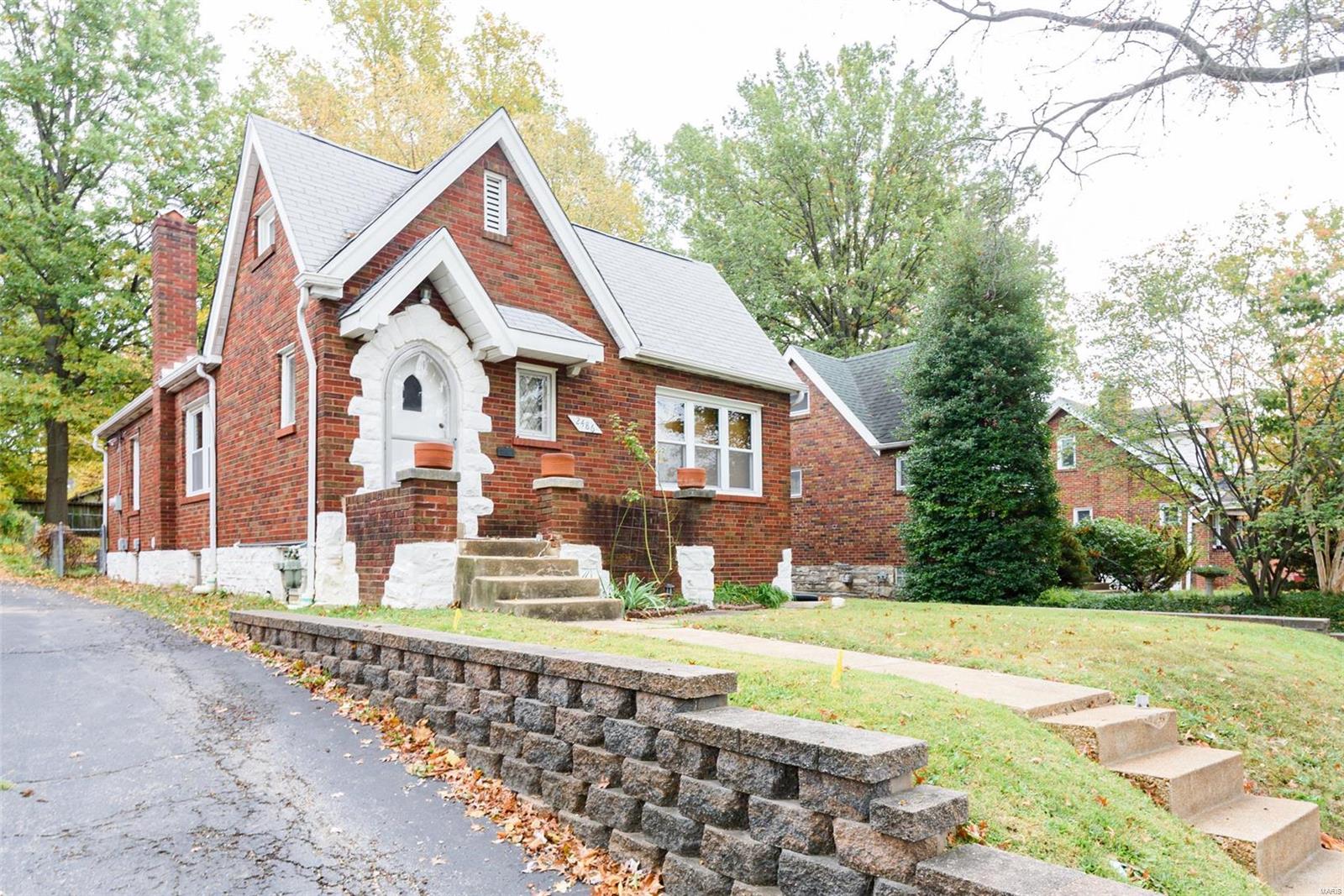 Laughlins Add To Sycamore Hills - Residential