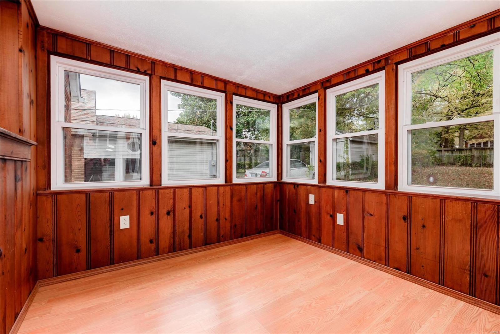 Laughlins Add To Sycamore Hills - Residential