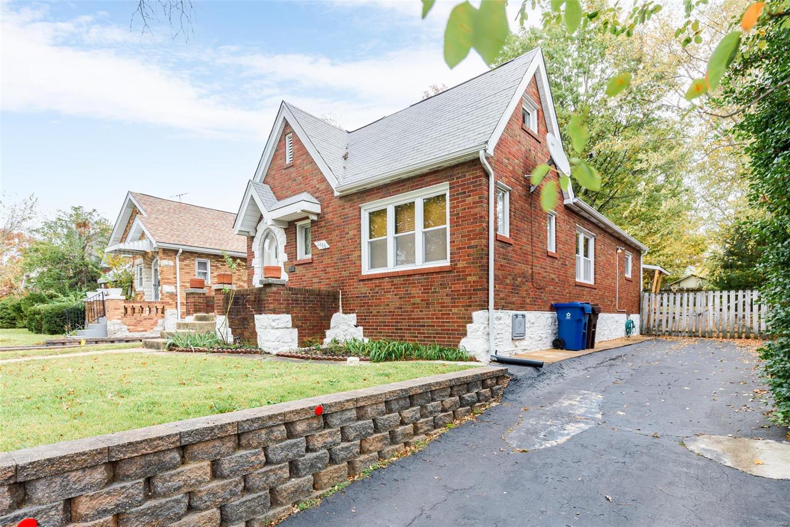 Laughlins Add To Sycamore Hills - Residential