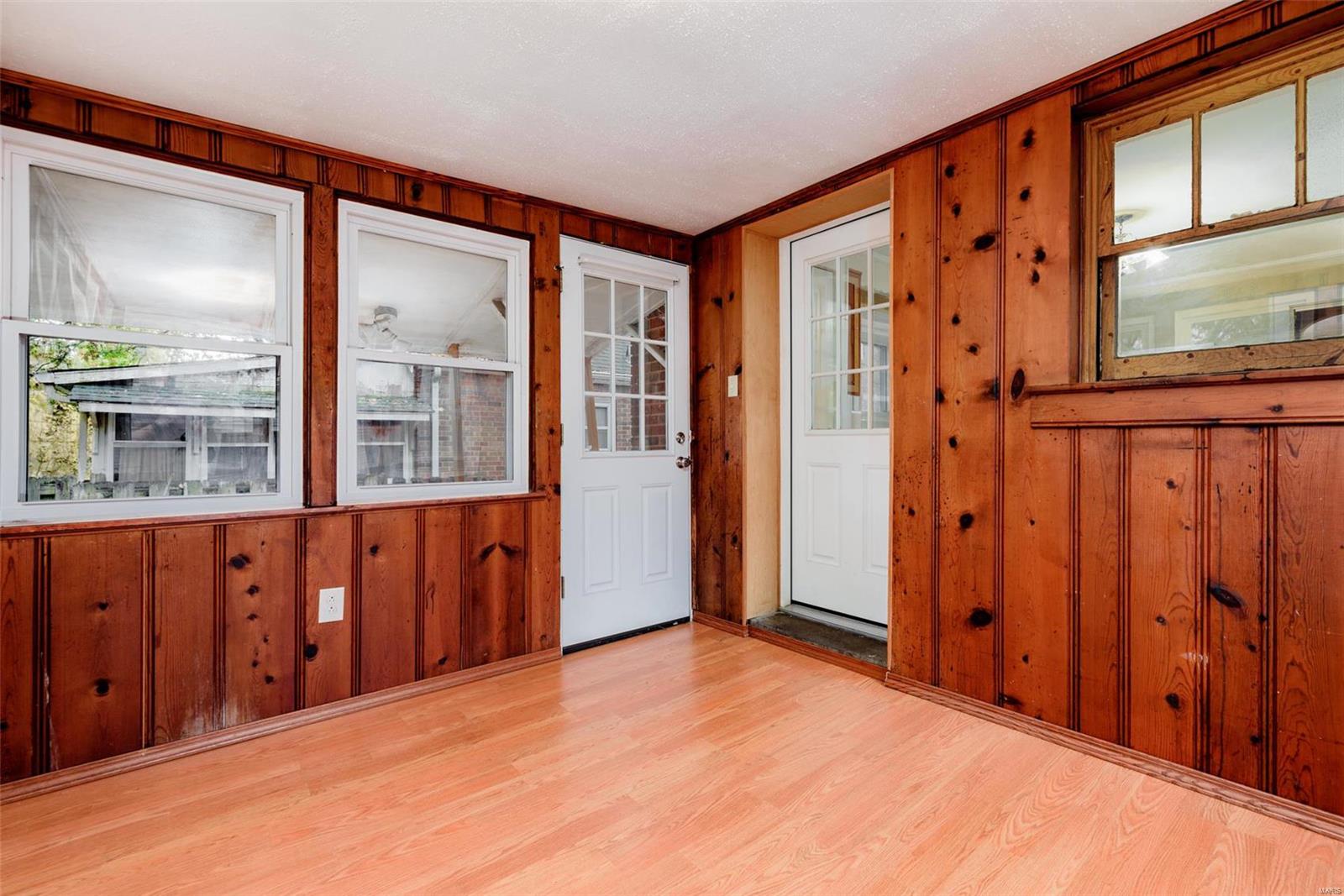 Laughlins Add To Sycamore Hills - Residential