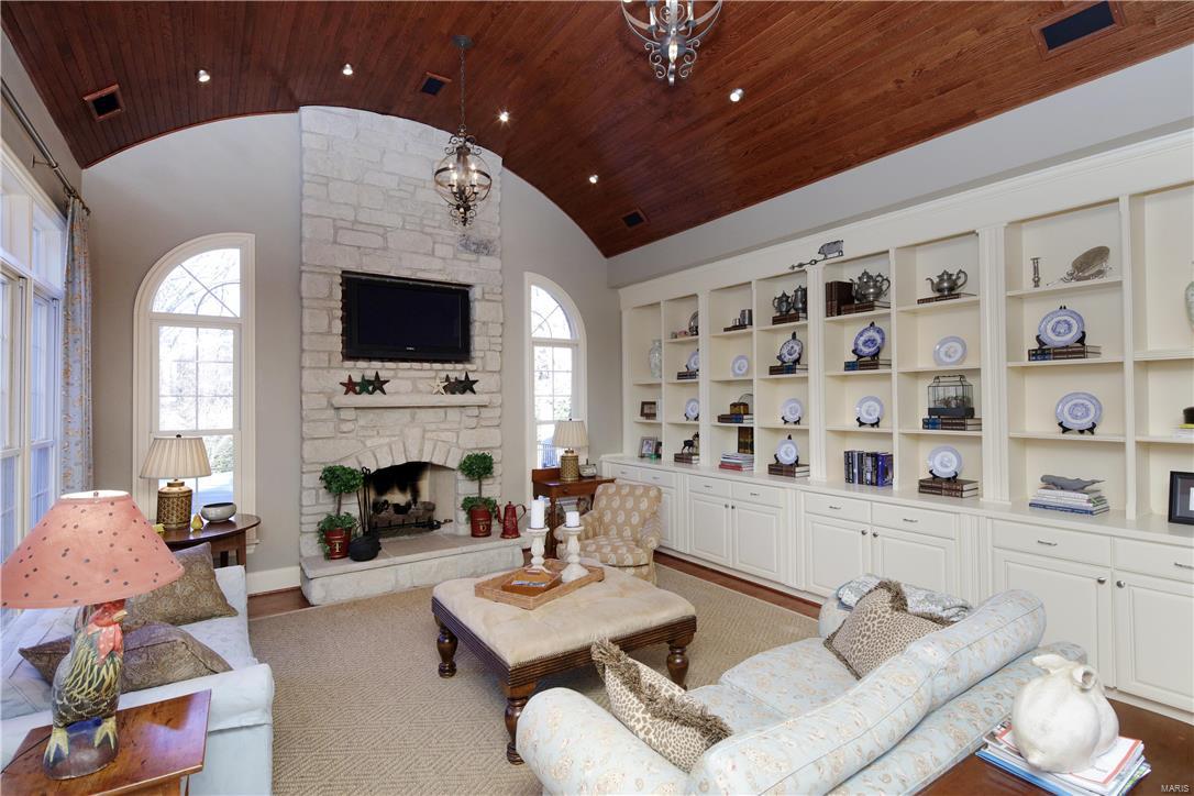 Frontenac Park - Residential