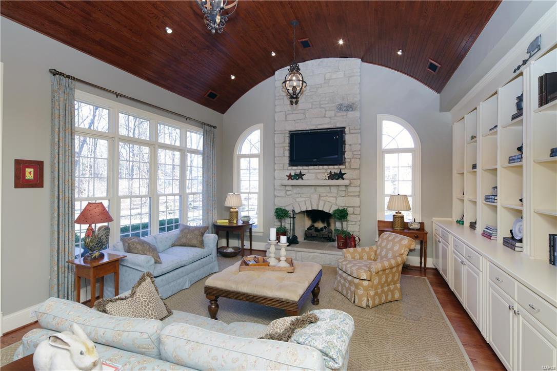 Frontenac Park - Residential