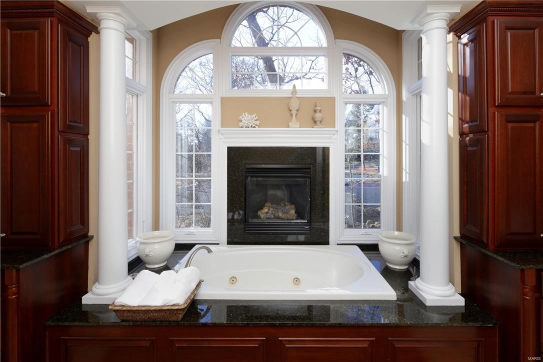 Frontenac Park - Residential