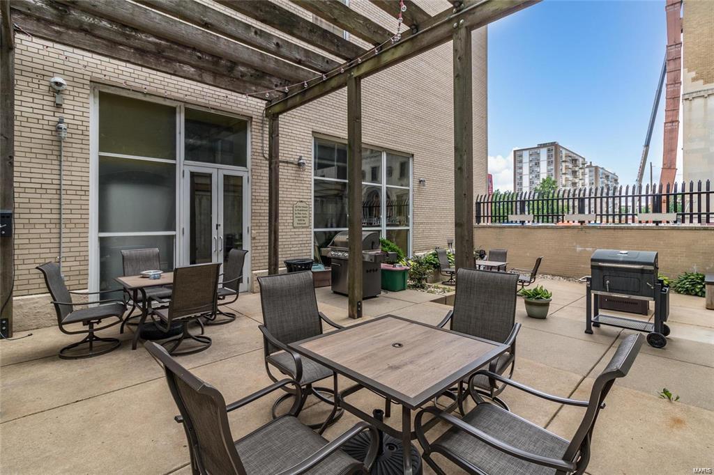 Annex Lofts Condo - Residential
