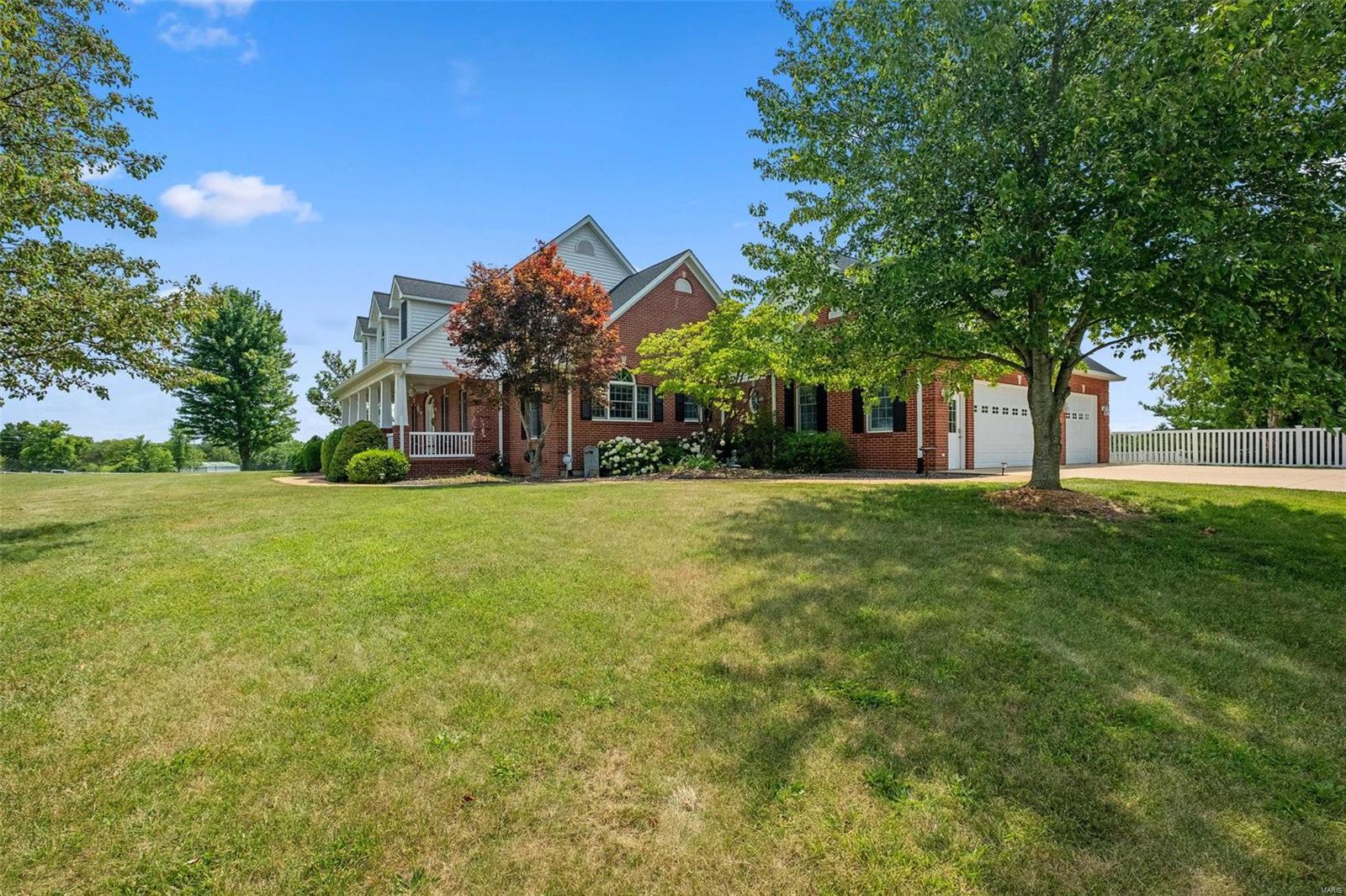850 AJ Farm Lane