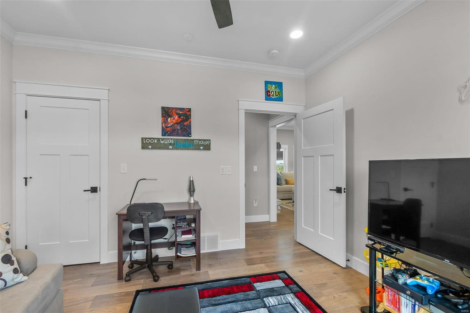 Touchdown Ridge - Residential