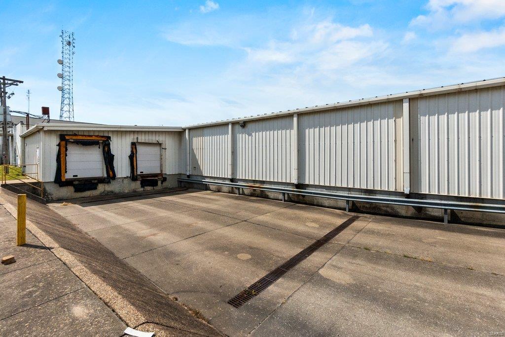 Henderson - Commercial Sale