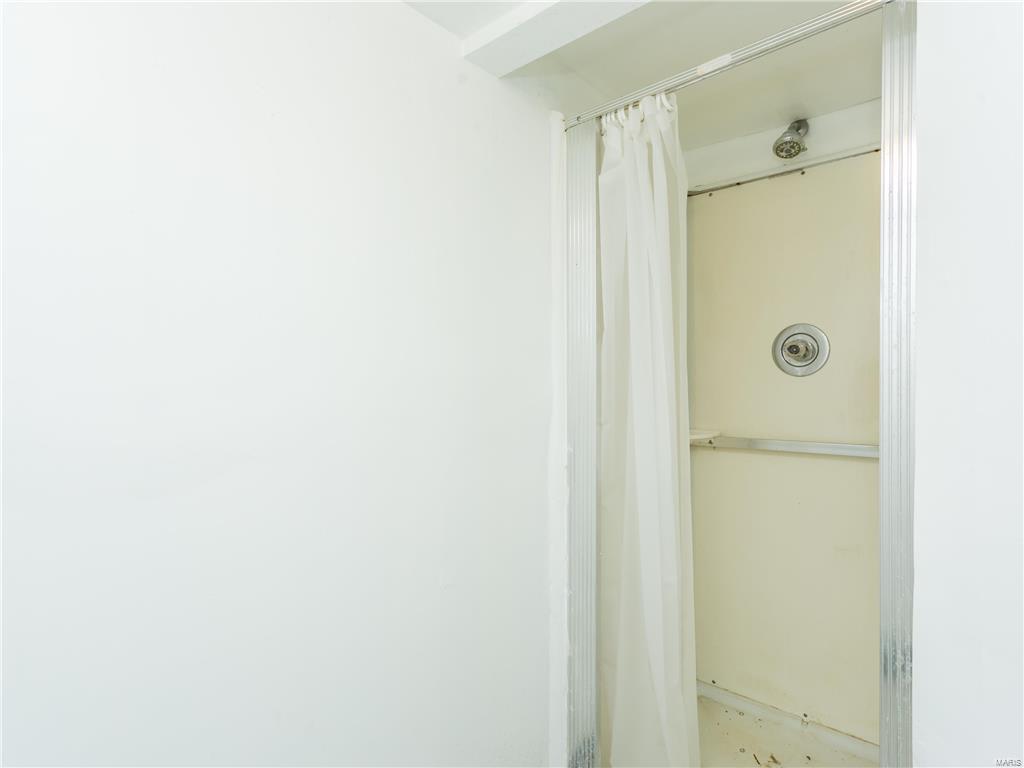 Country Lake Estate #1 - Residential