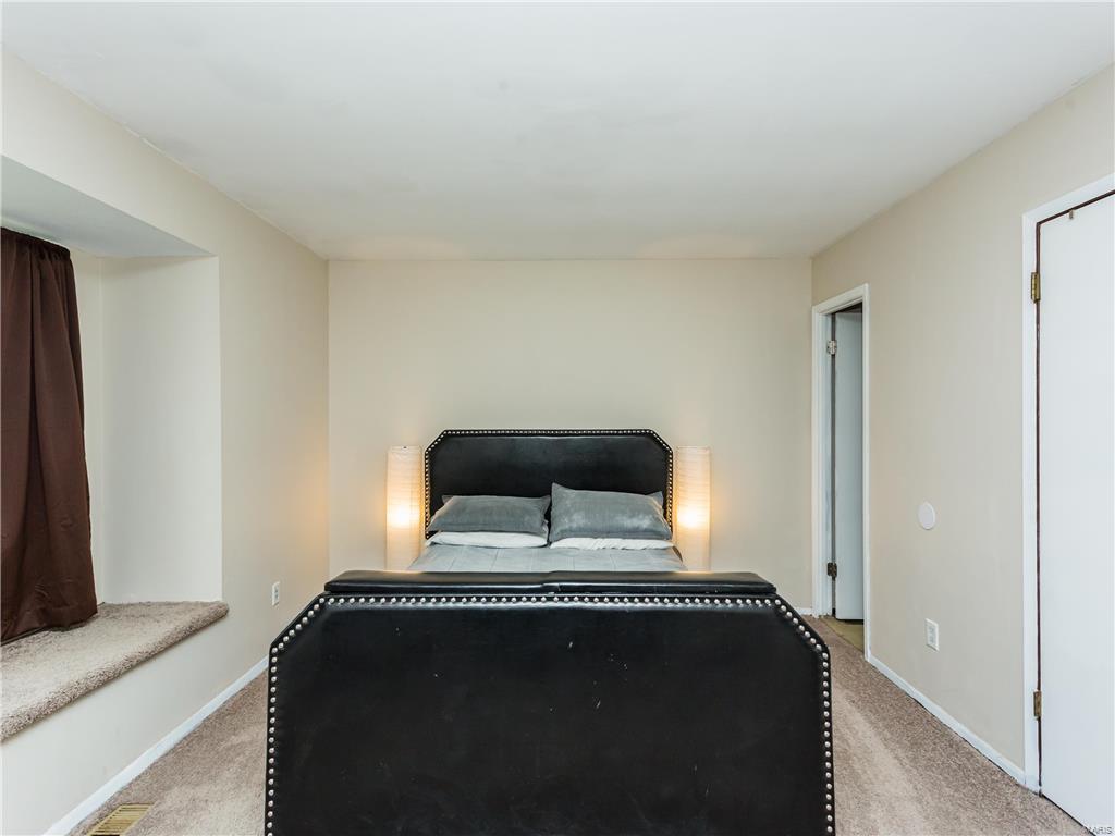 Country Lake Estate #1 - Residential