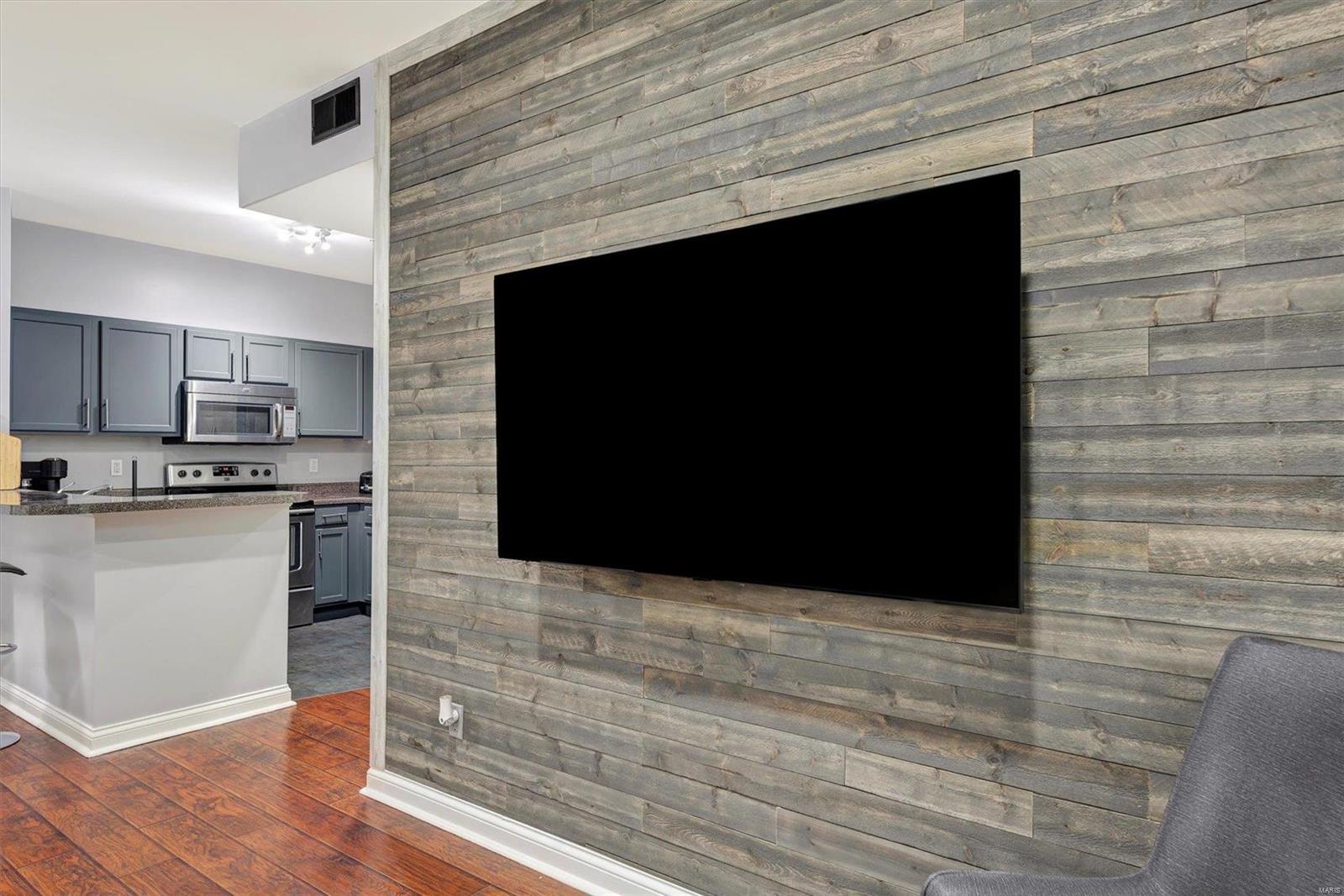 Gardens At South Oaks Condo - Residential