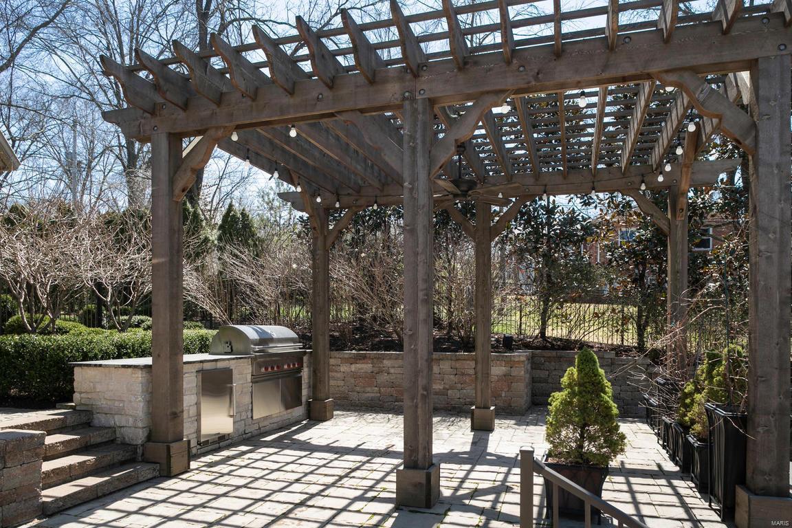 Hawthorne Meadow - Residential