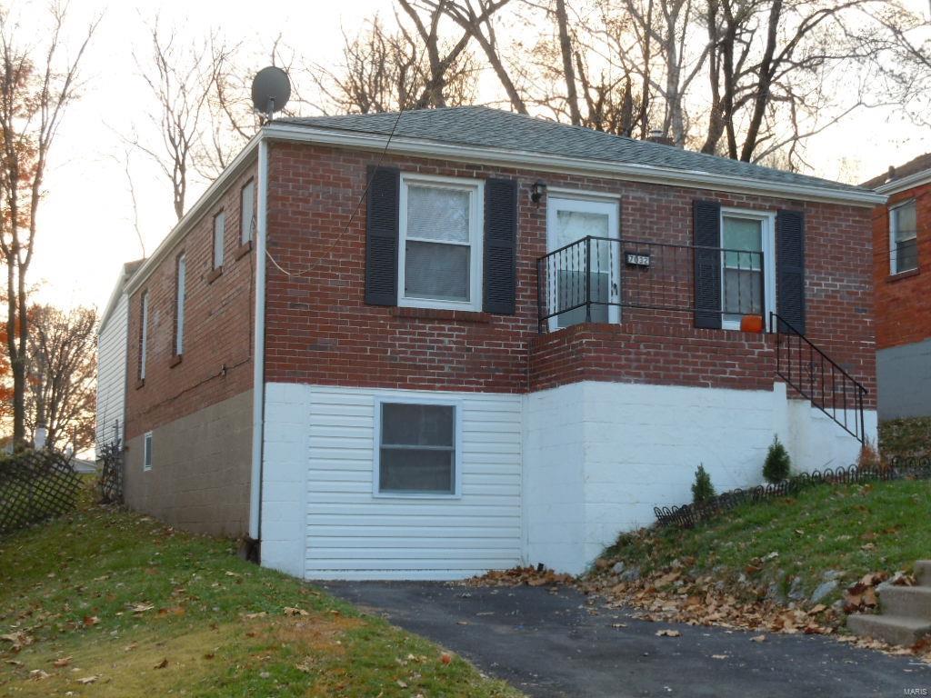 Belle Mead Place Resub Acre Lt 13 - Residential