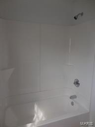 E B Hammack - Residential Lease