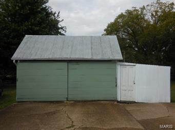 E B Hammack - Residential Lease