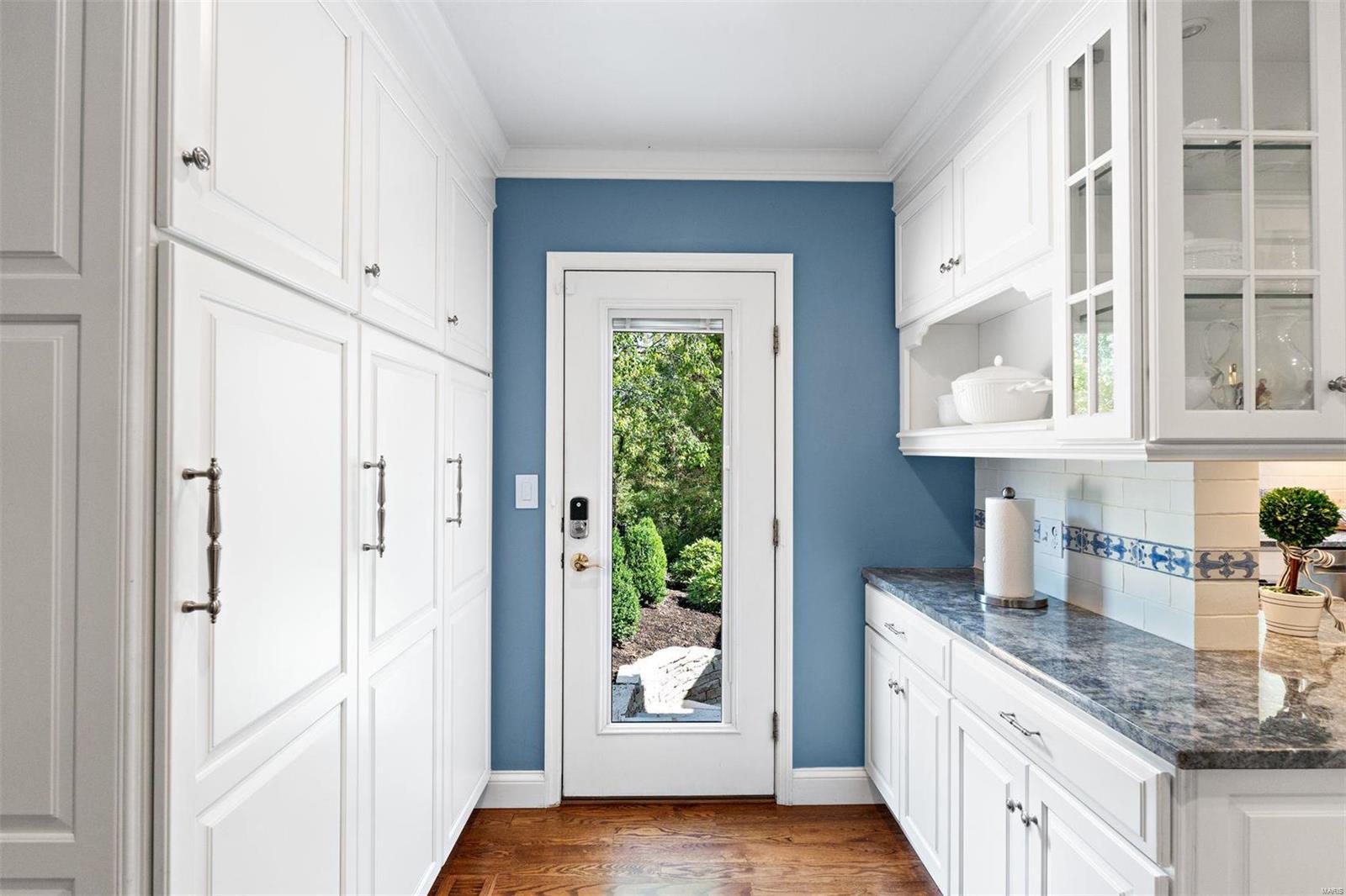 Twin Creek Road 2 - Residential