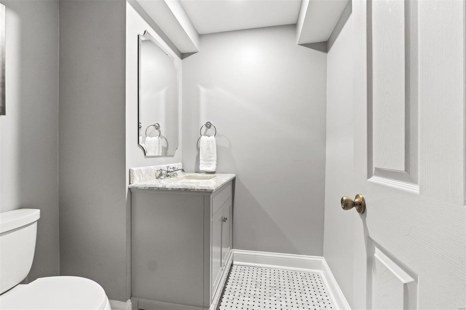 Twin Creek Road 2 - Residential