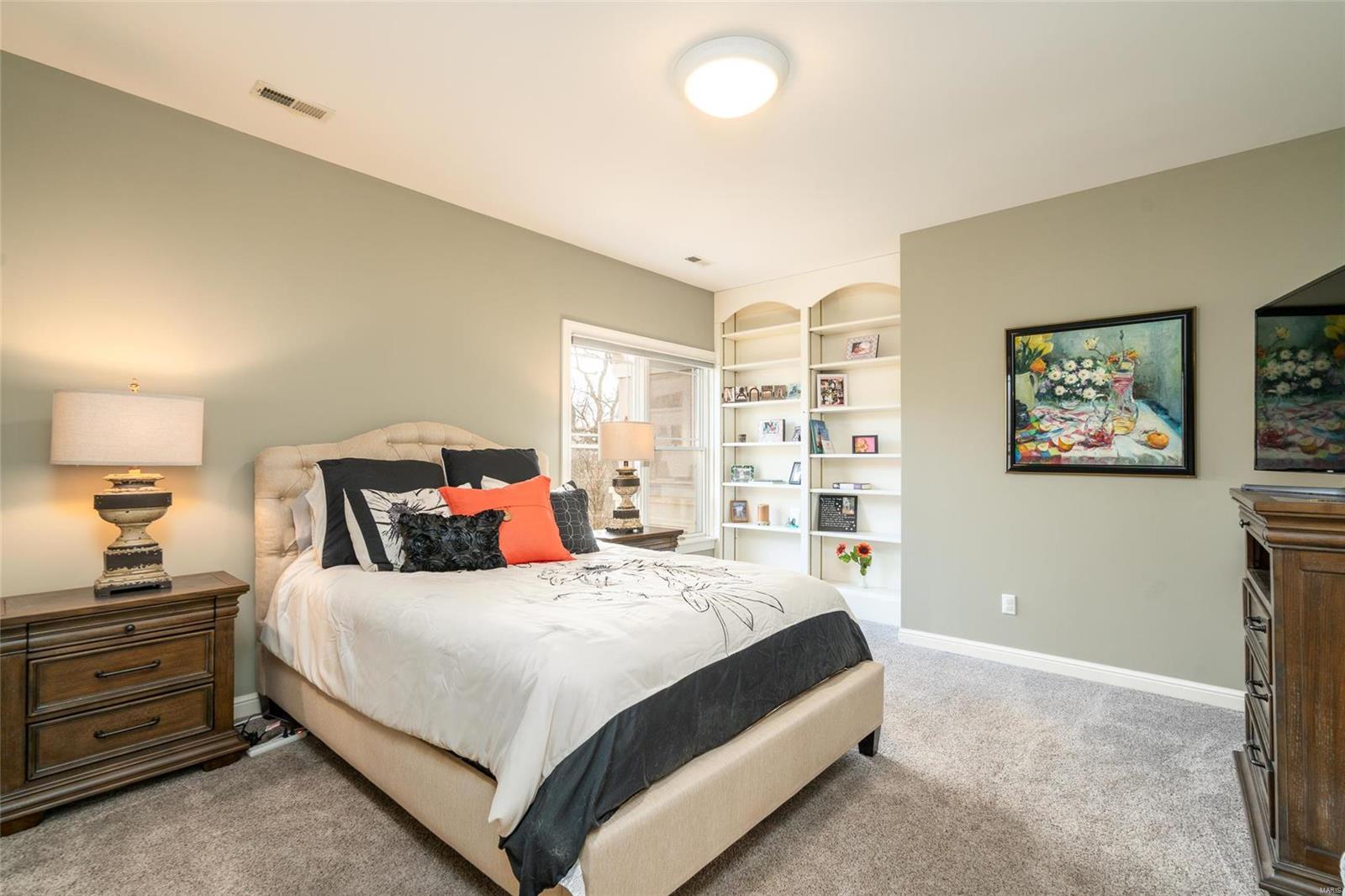 Estates At Mill Hill The - Residential