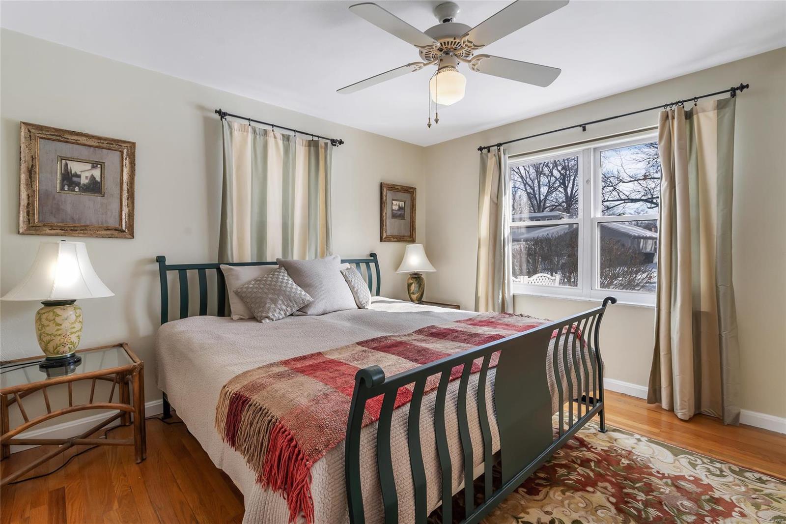 Webster Groves, Missouri 63119, United States, 4 Bedrooms Bedrooms, ,2 BathroomsBathrooms,Residential,Pending,19871