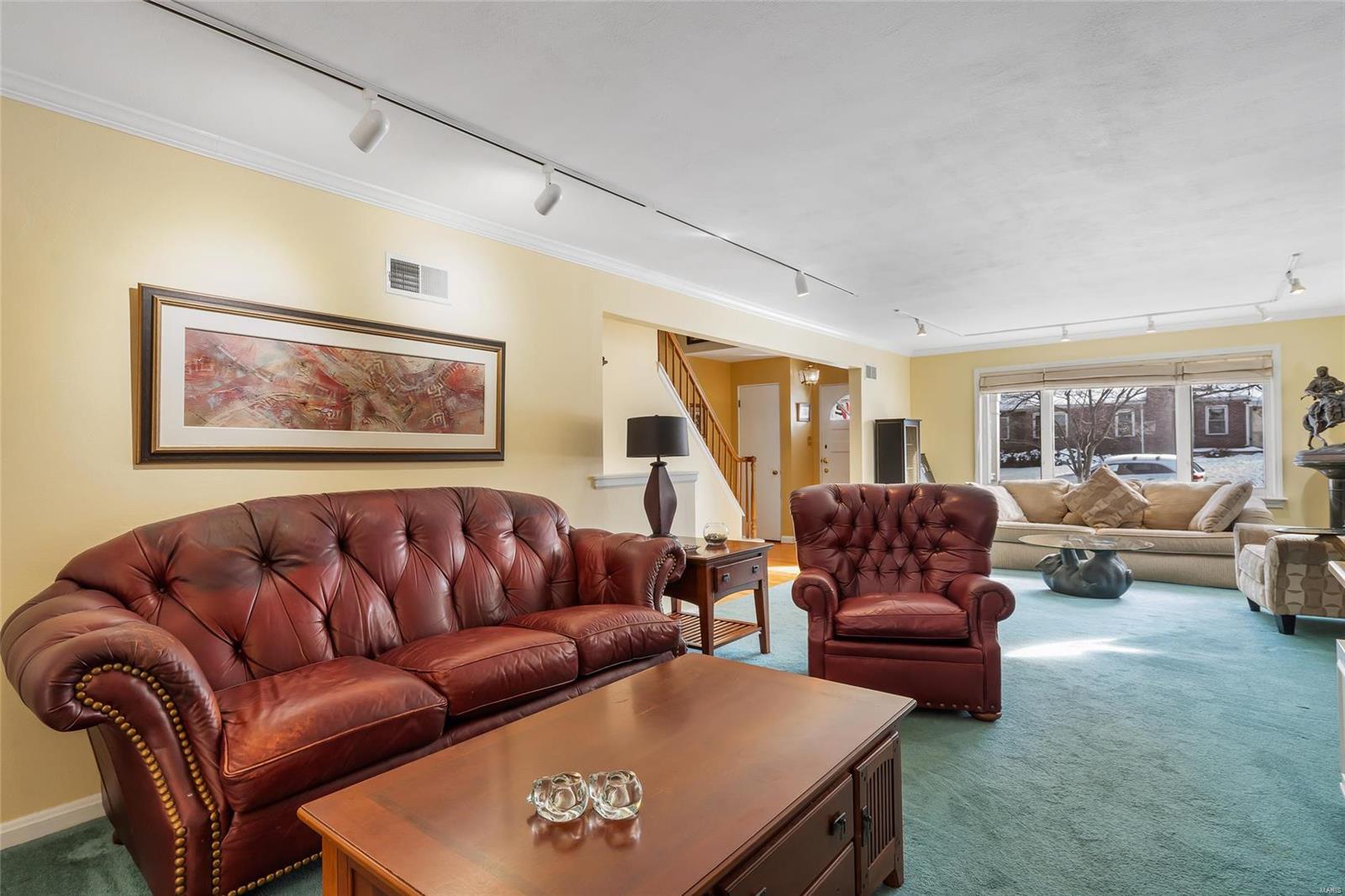 Webster Groves, Missouri 63119, United States, 4 Bedrooms Bedrooms, ,2 BathroomsBathrooms,Residential,Pending,19871